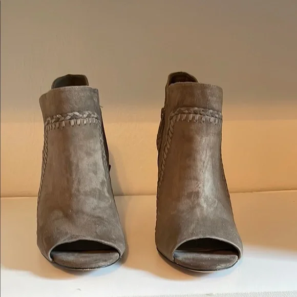 Women's Peep-Toe Ankle Boots - Gray - Picture 3 of 6